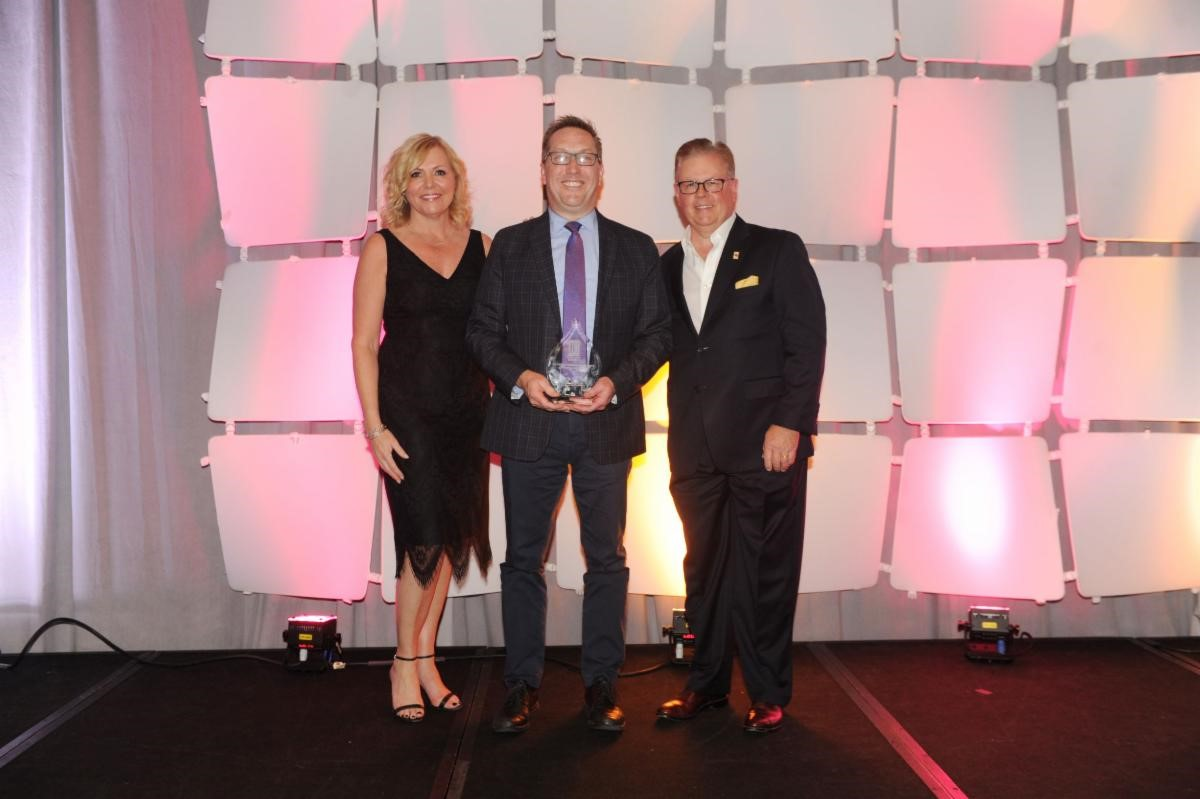 Brad Martin 5dc59d5ac2d11