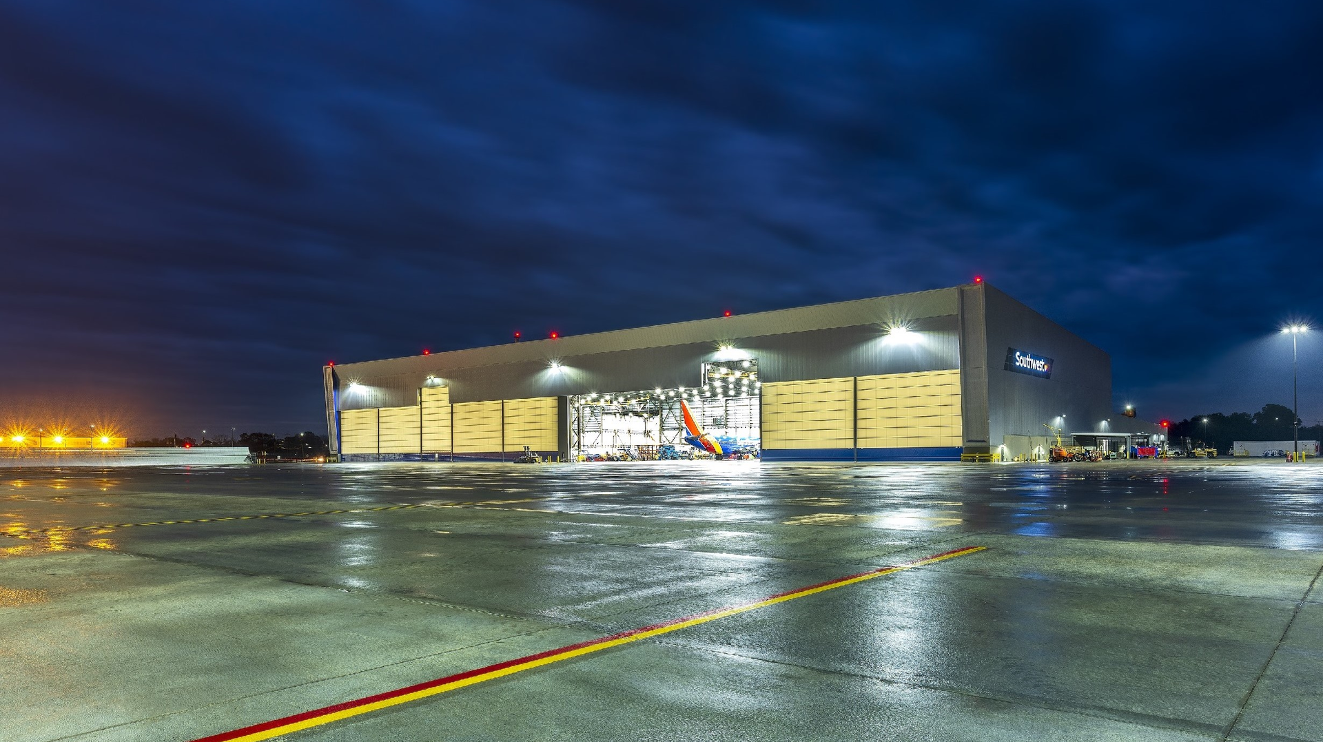 Southwest Hou Hangar 5e208c6f834f7