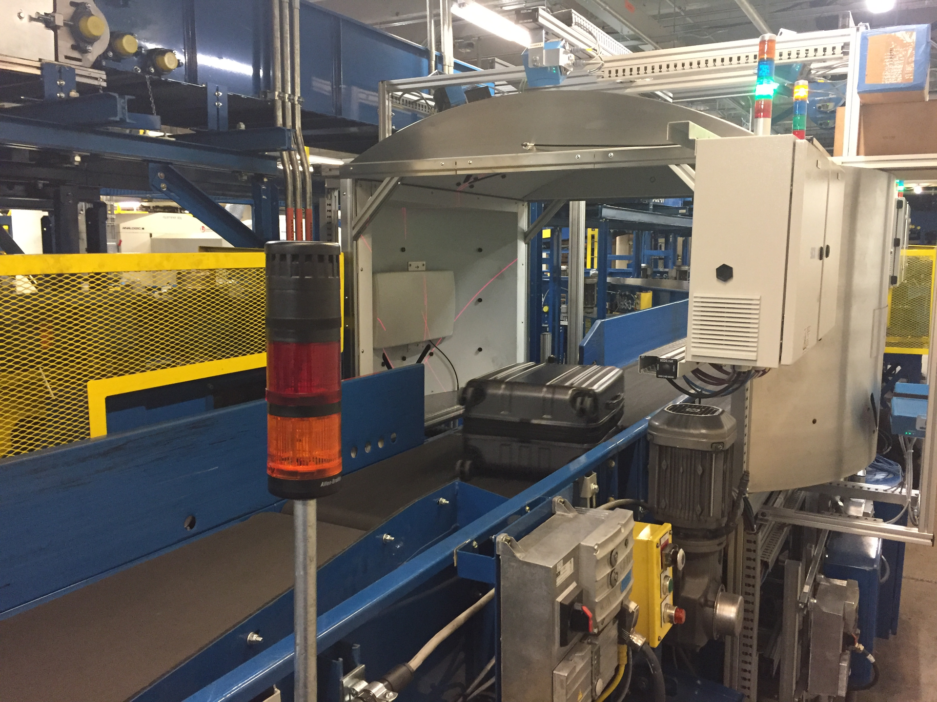 An laser/RFID Hybrid system installed at Dallas Love Field Airport.