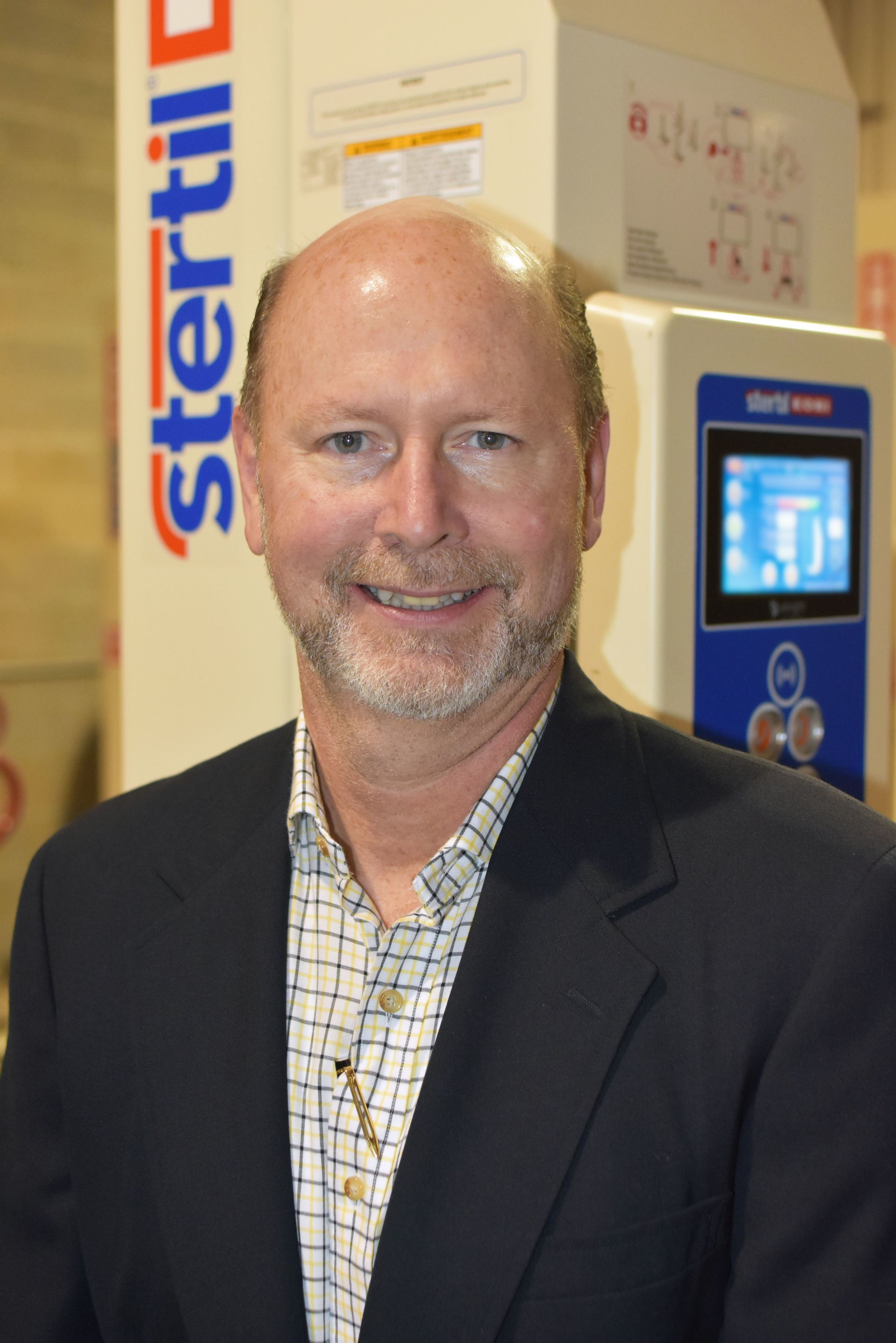 Carl 1 5e557440c9d8c