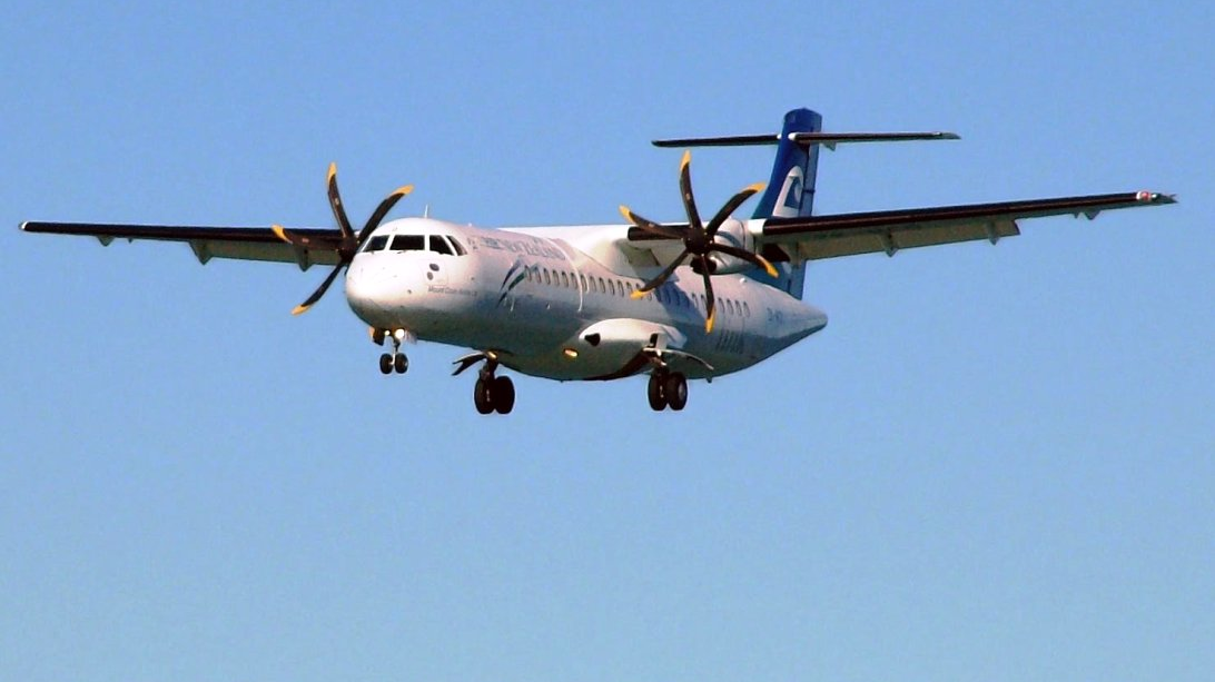 Atr 72 500 2 5e823bcc1fc22