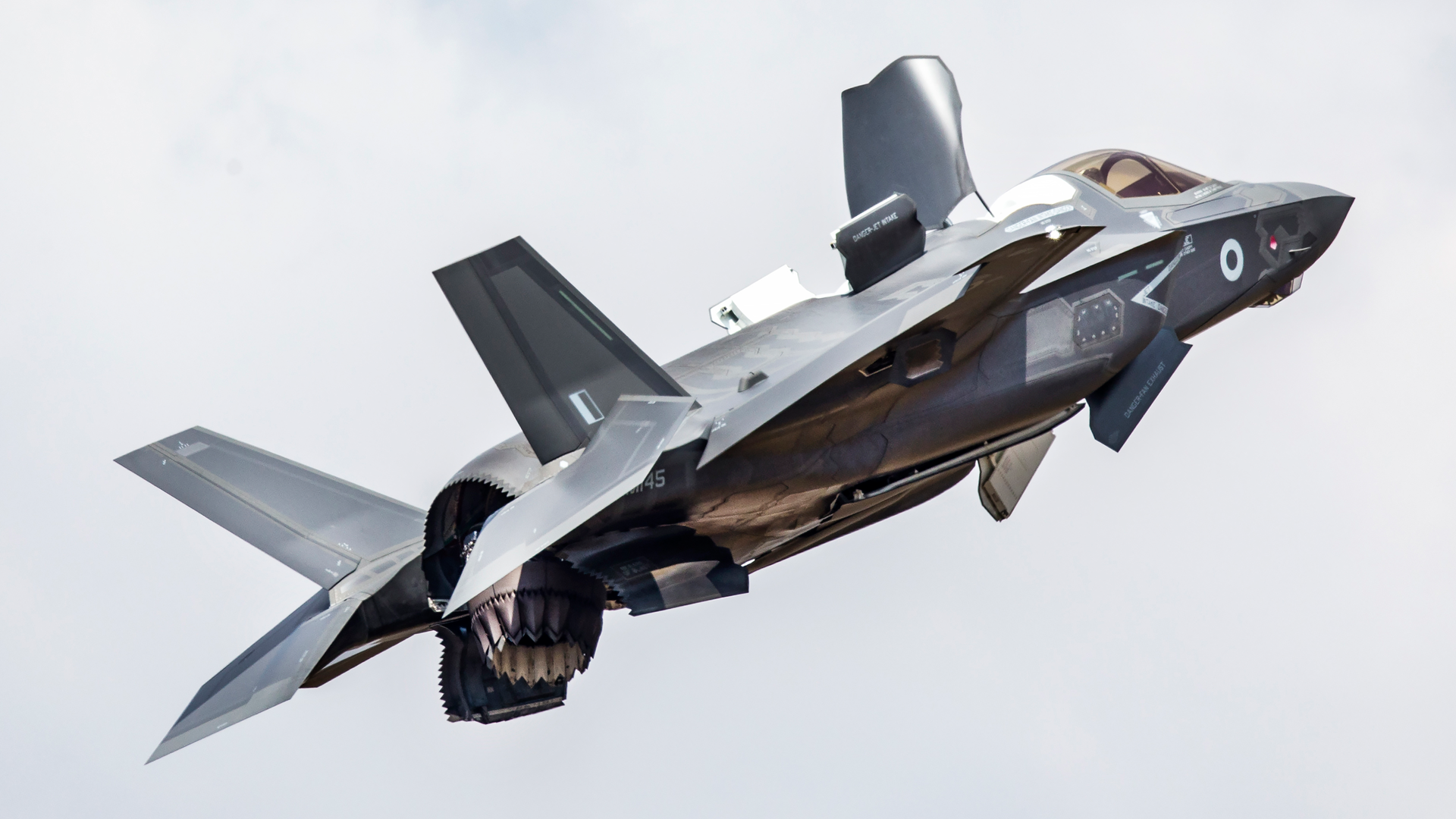 F 35 Crown Copyright