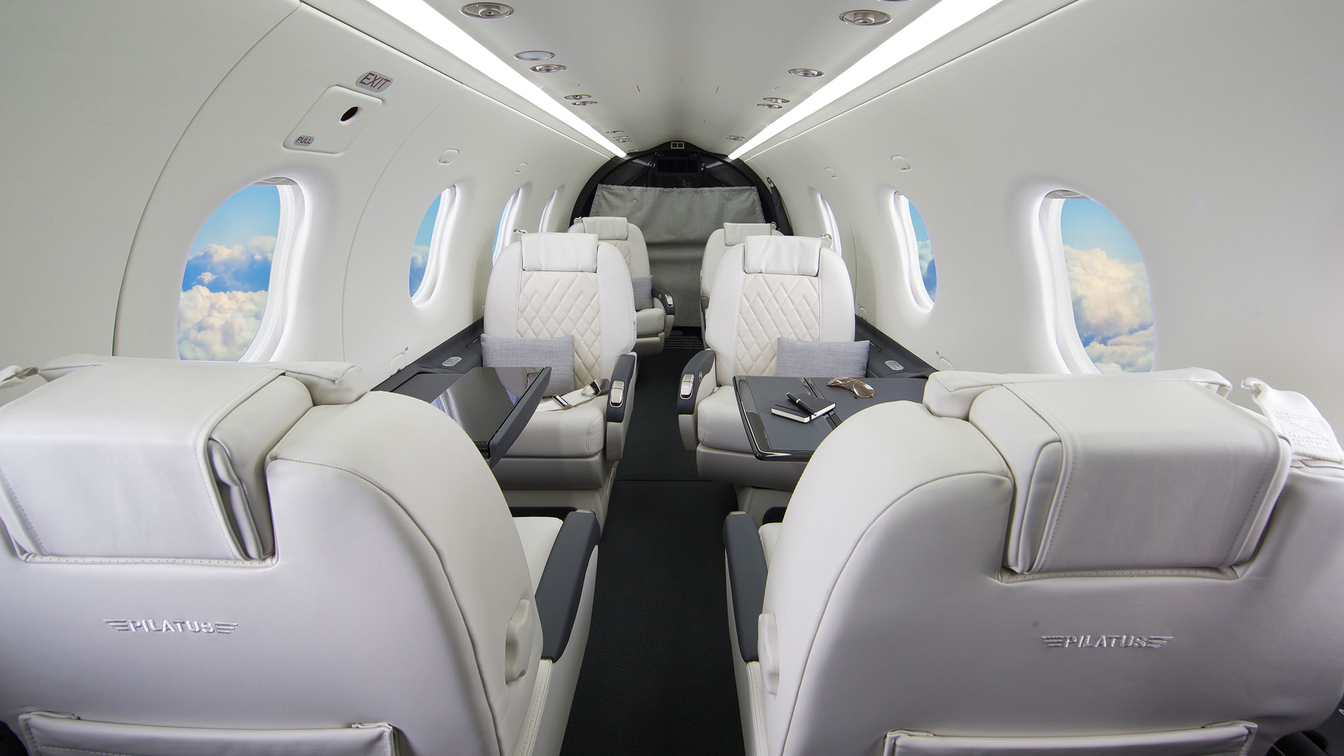 Pc 12 Interior Sm 5eea7de200418