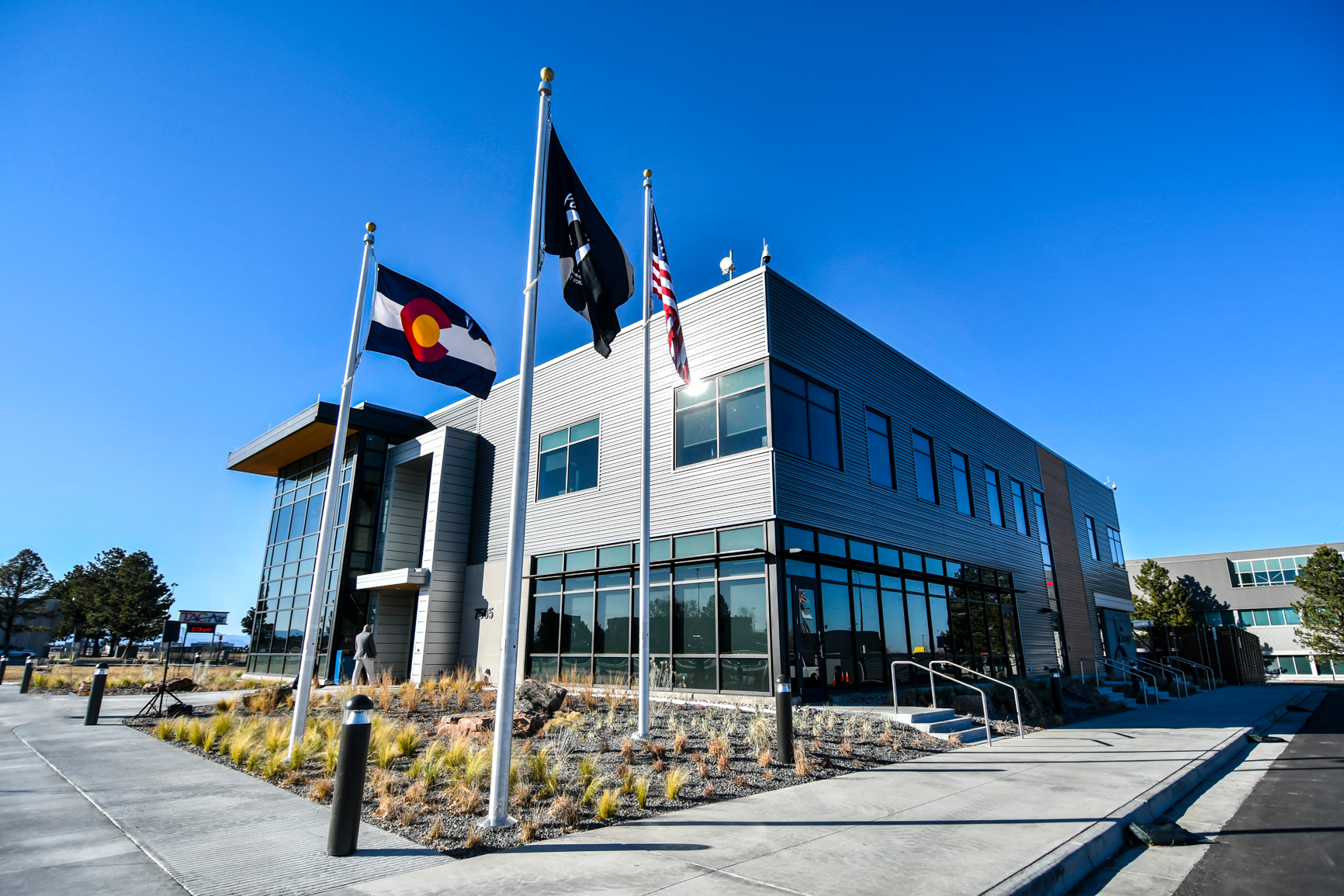 Centennialairport 1 (1)