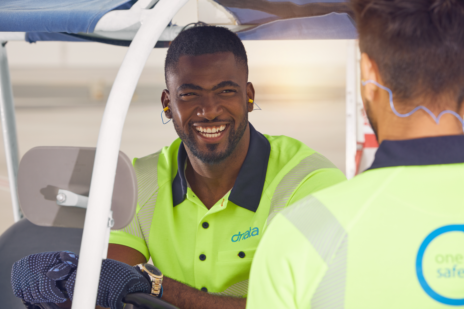 Dnata 1 60634520bdb55