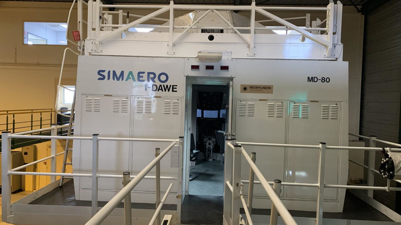 Md80 Full Flight Simulator 60d38e9ce080d