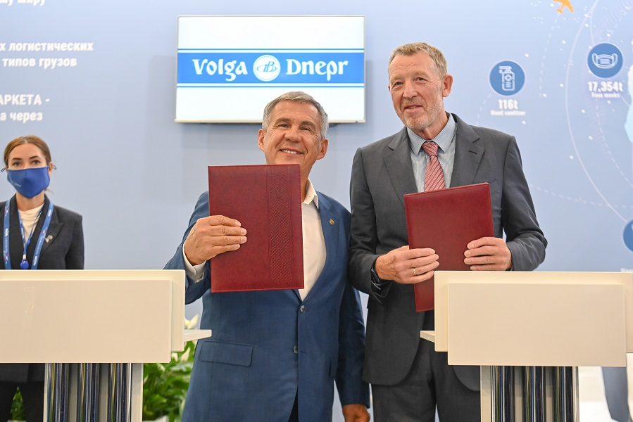 Print 7481079 5335901