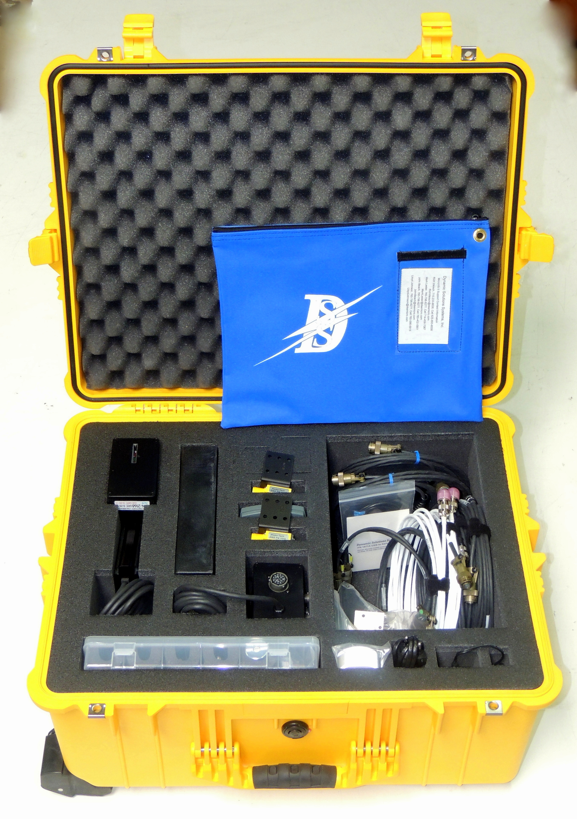 2079&kit White Bkgnd