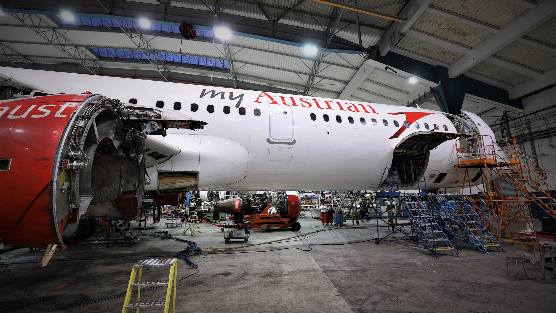 Csat Austrian Airlines Hangar