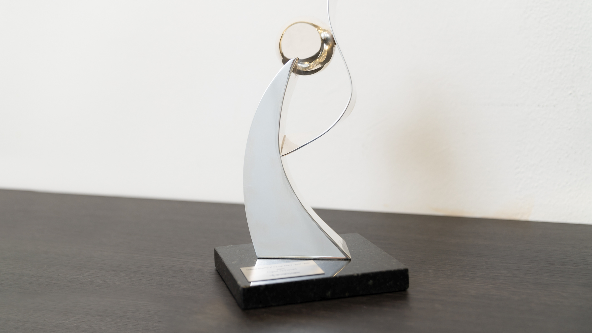 FACC AG was presented with the Best Supplier Award in the category Program Development by its long-standing partner Embraer.