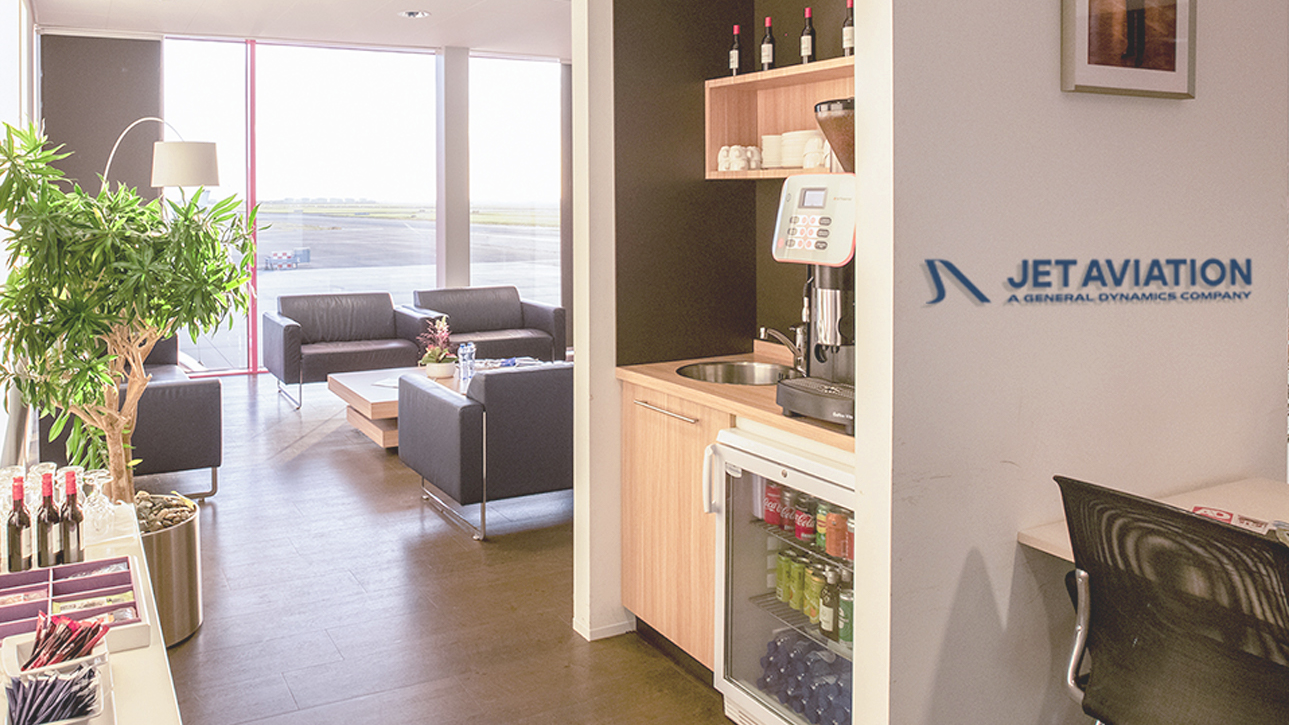 Jet Aviation has received International Standard for Business Aircraft Handling (IS-BAH) Stage 2 Safety Registration for its two FBO locations in The Netherlands.