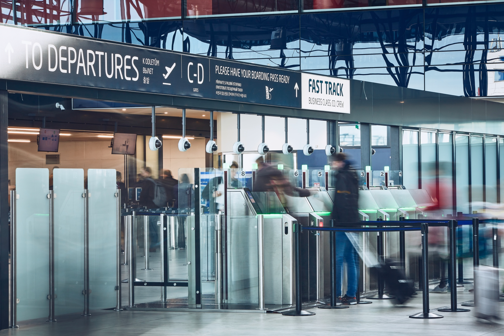 Air transport is slowly recovering from the COVID-19 pandemic-related travel restrictions' impact, as evidenced, among other things, by the 2021 V&aacute;clav Havel Airport Prague results.