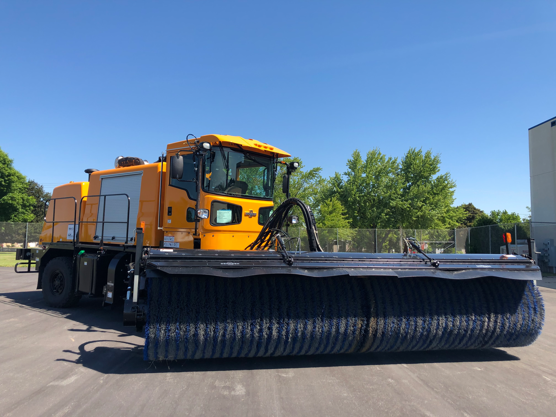 The Oshkosh H Series XF22 (snow) Brooms purchased by the City of Amarillo will look similar to this one.