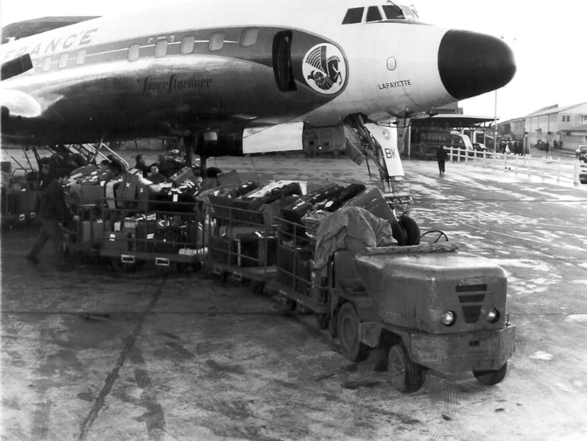 In the 1950s, TracMa introduced a new type of tractor for the aviation market.