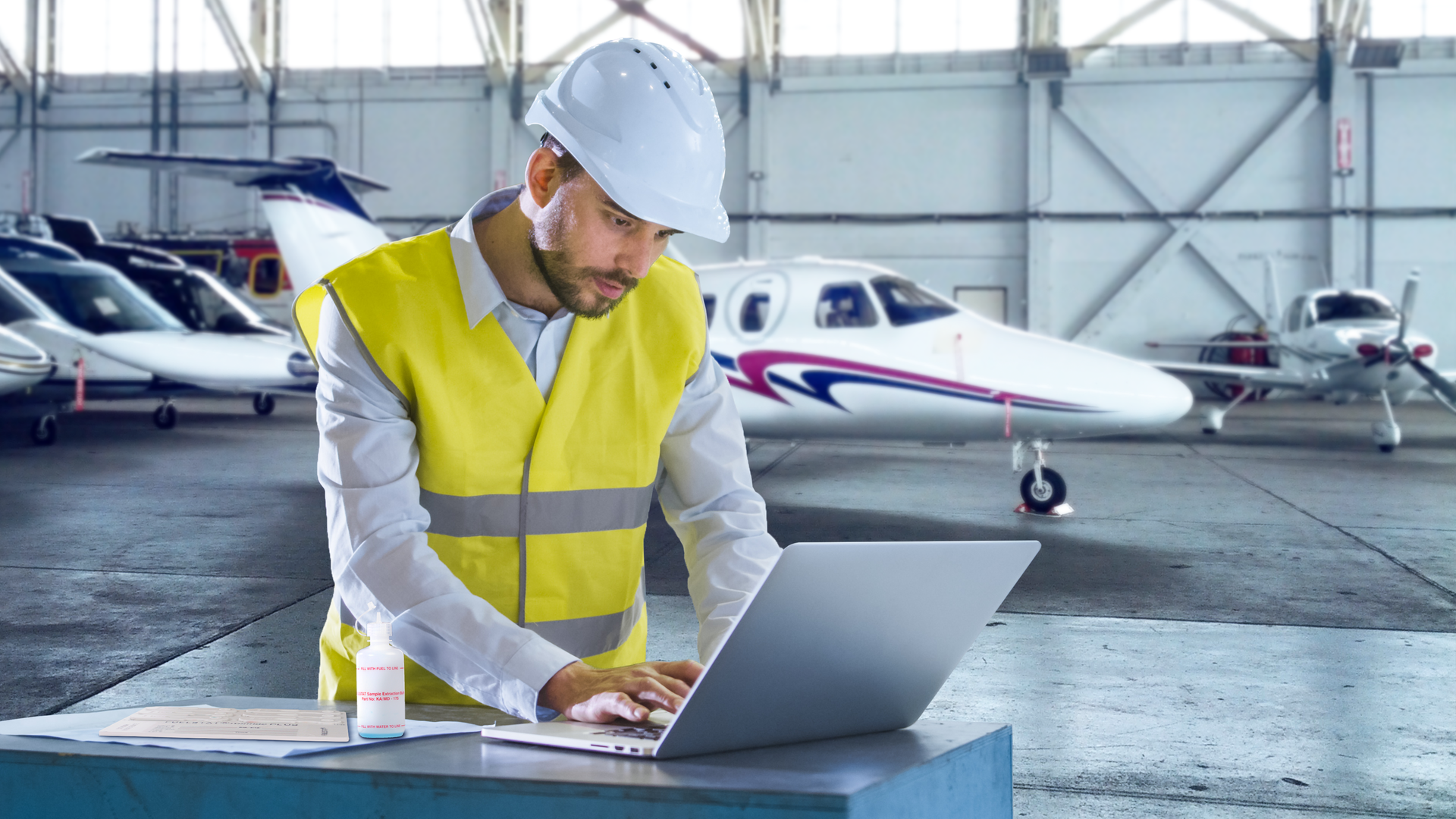 Aircraft Technician With Fuelstat & Laptop (ga)
