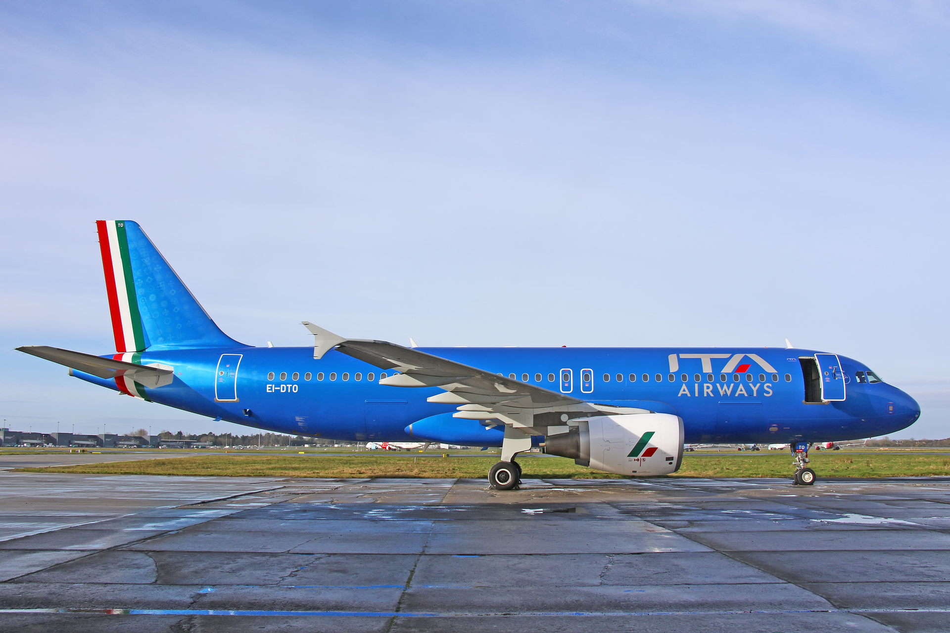 13594e3c Ebbf 4d66 873d 7e9dee2c5a14 634ed57b23a72