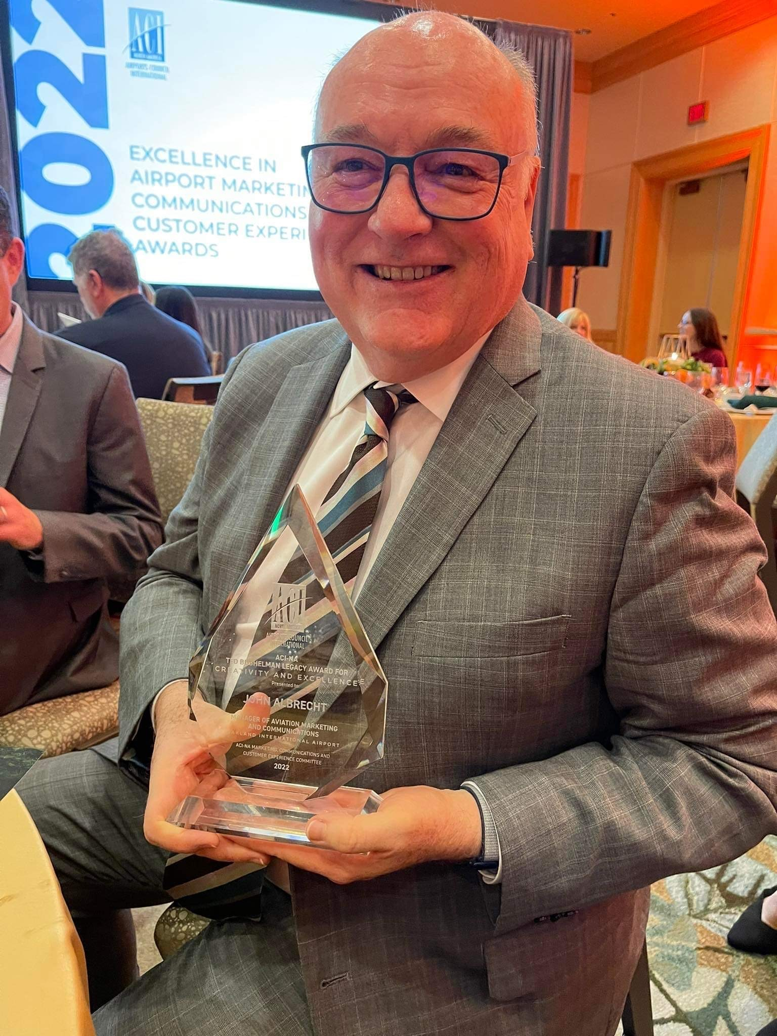 Port of Oakland Aviation Marketing Manager John Albrecht received the Ted Bushelman Legacy Award for Creativity and Excellence from Airports Council International North America (ACI-NA).