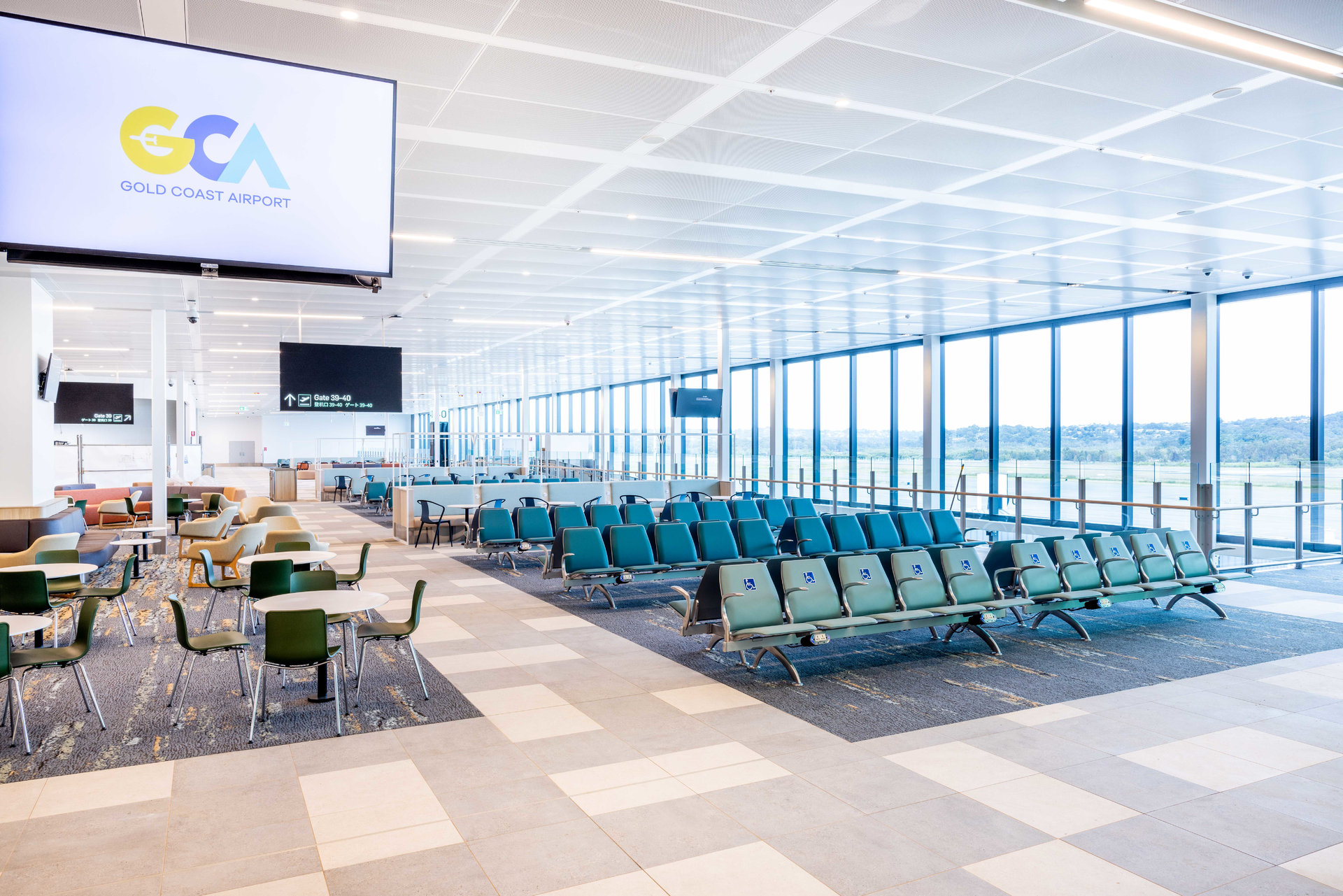 Gold Coast Airport Lm 0150