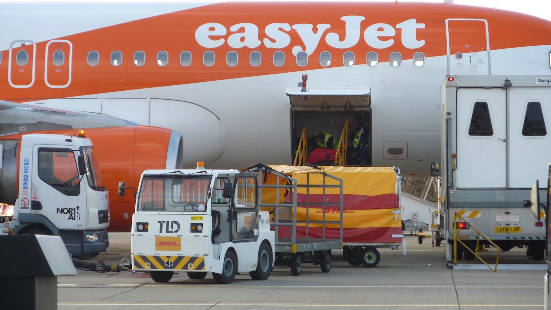 Rushlift Easy Jet Gatwick 6407504601a29