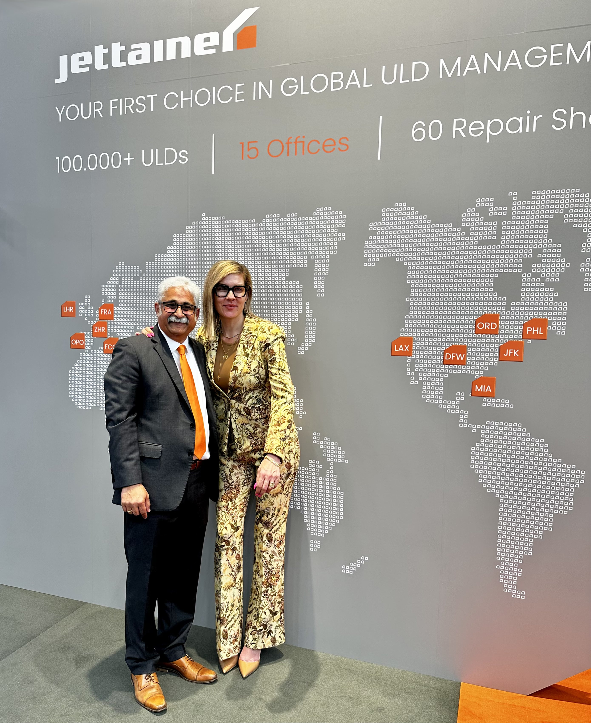 Jettainer Westjet Wall1 645cea5c606e9