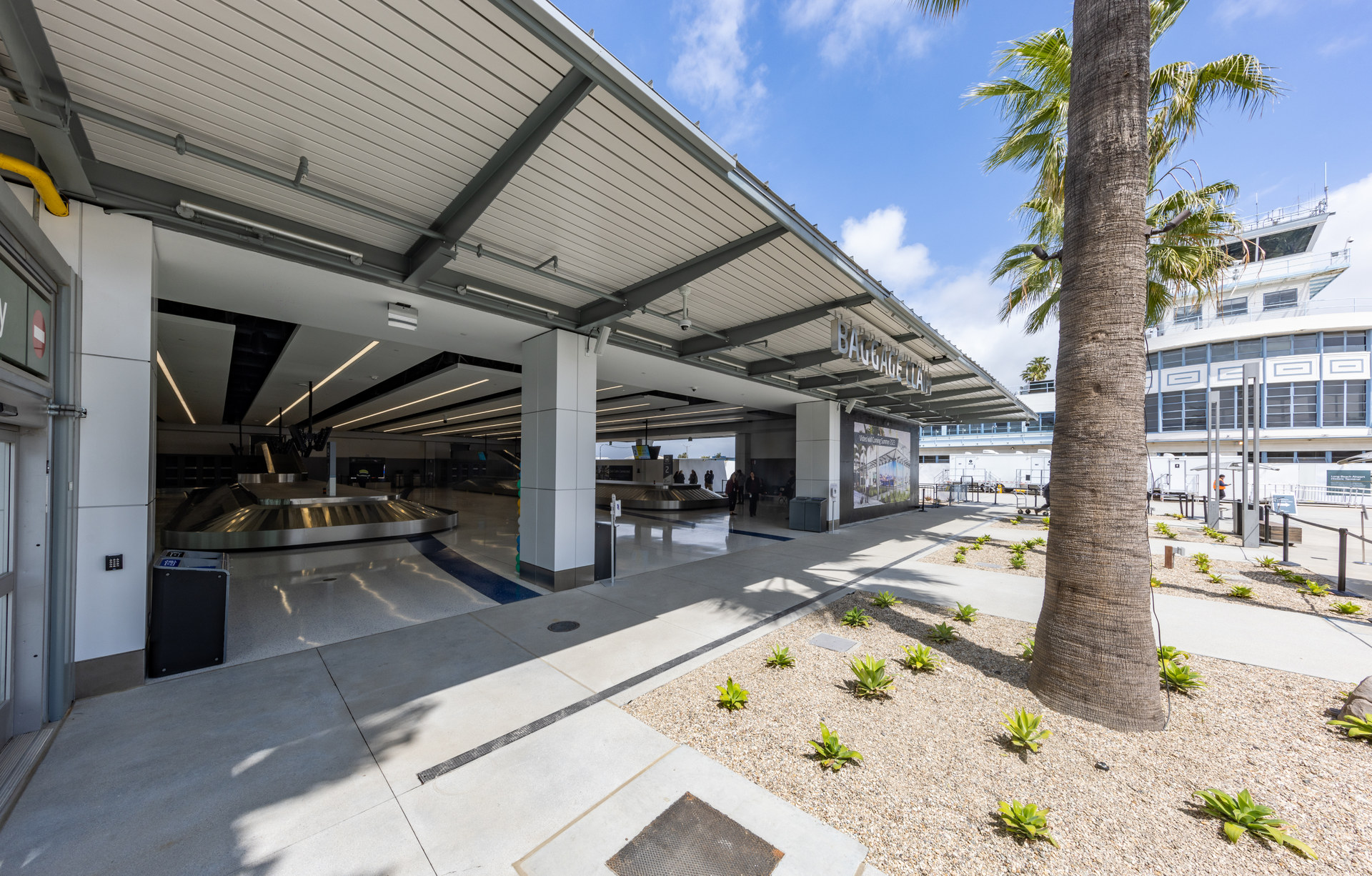 Lgb Baggage Claim3 64b818f1eab23