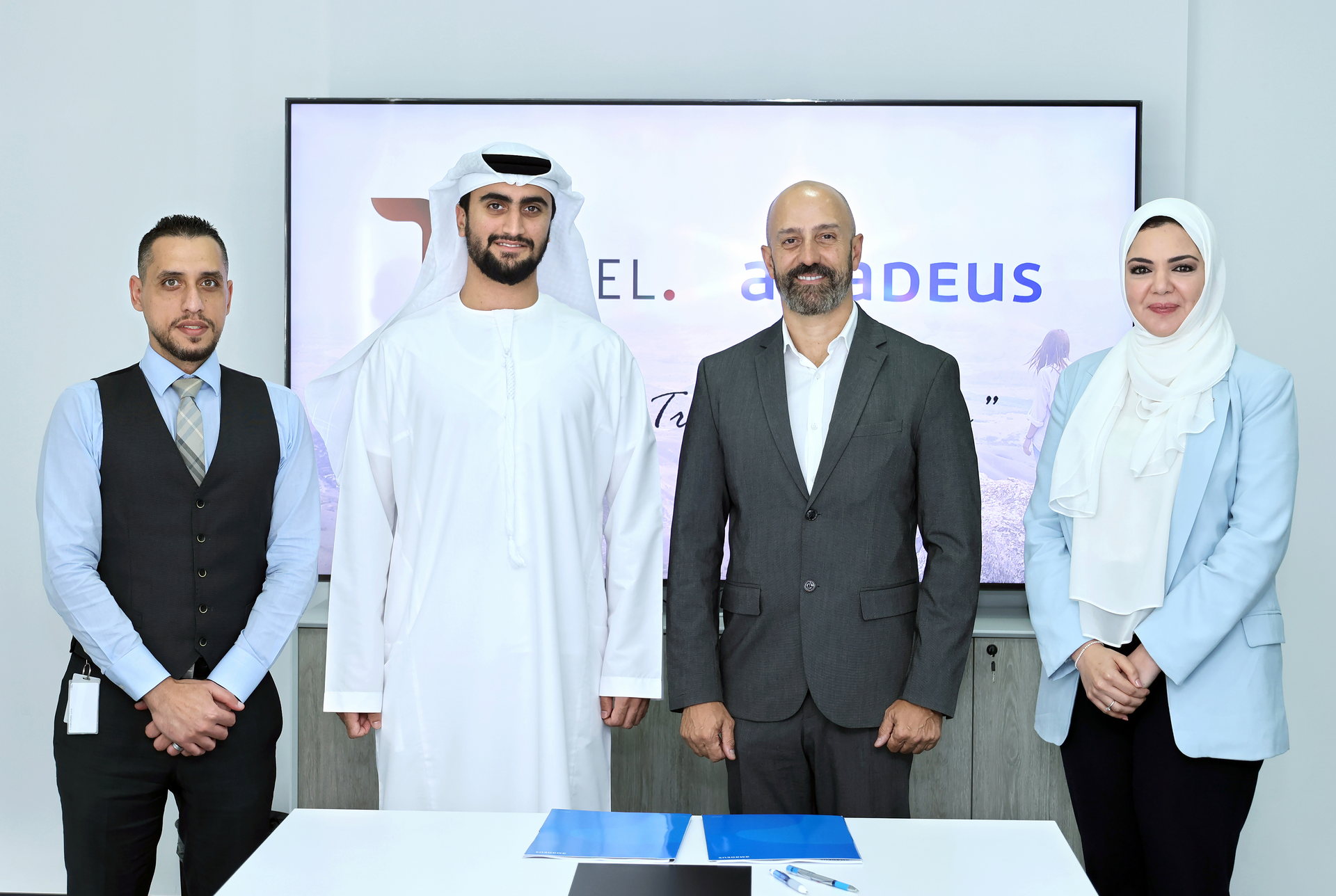 Travel International Signs With Amadeus 64d4f3acafdc3