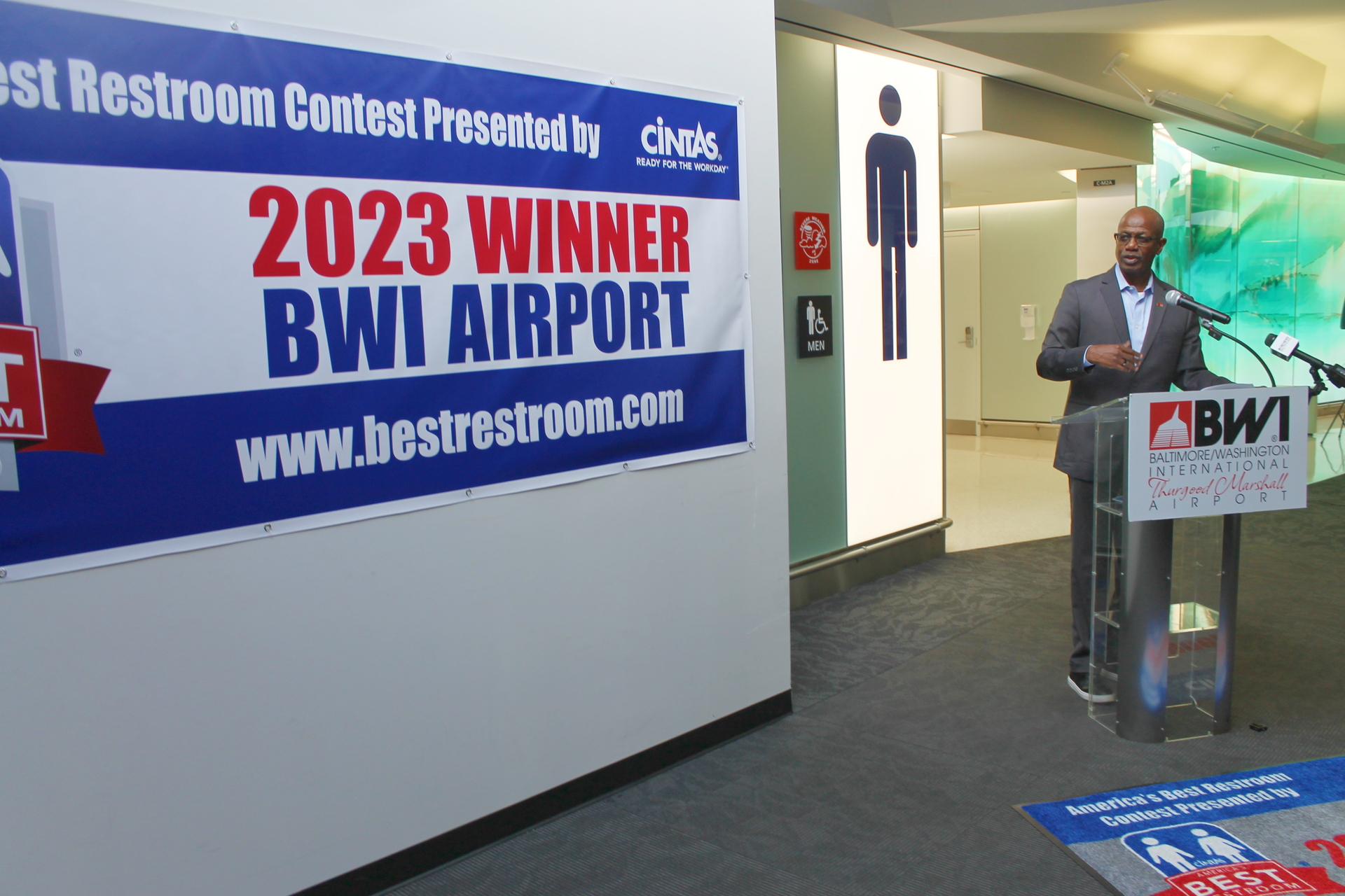 Cintas Award Presentation 2 6516d12c3d142