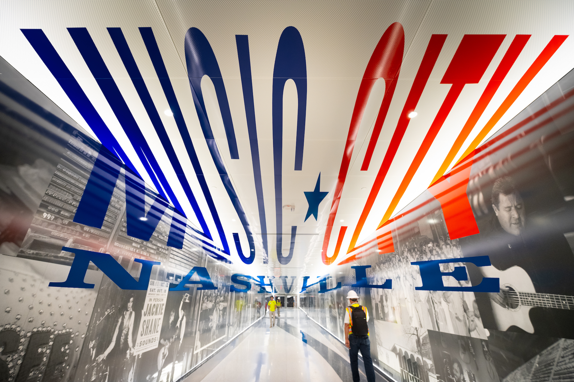 Bna Intl Arrivals Exit Hall 92523 53229722570 O