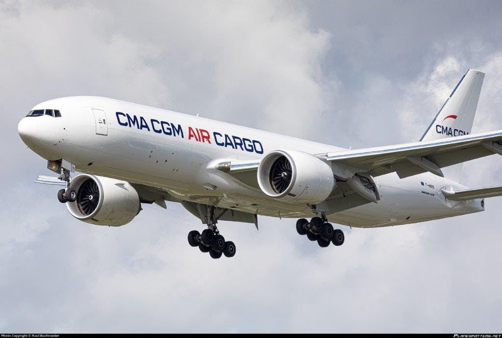 661549efdf51b0001eb31ddf B777