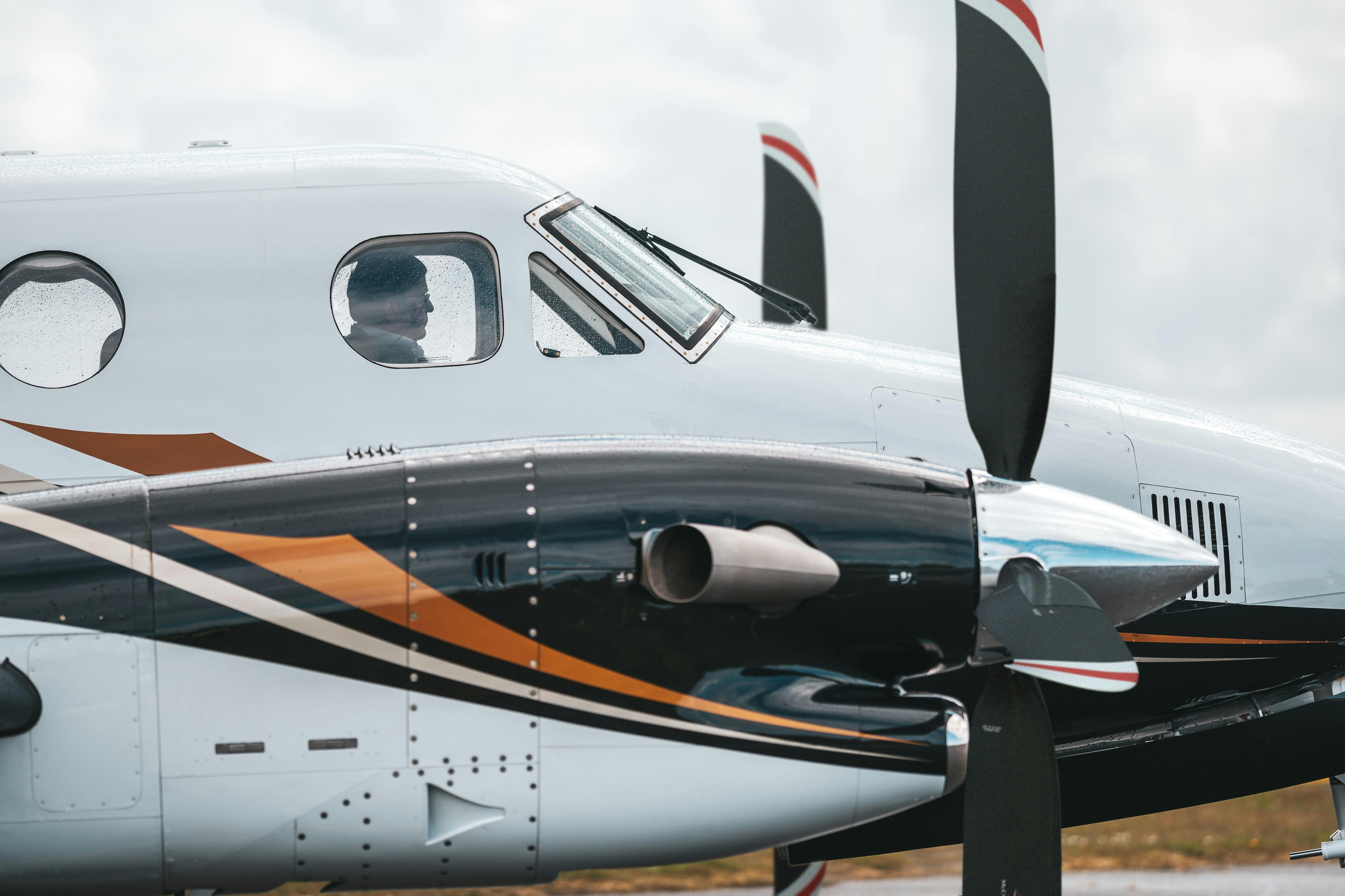 493510mccauley_propeller_featured_on_the_king_air3