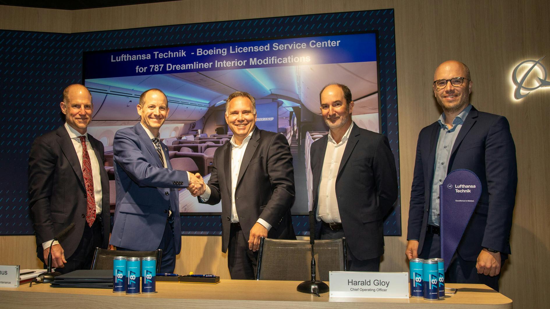 Boeing and Lufthansa Technik leaders announced a new joint agreement designating Lufthansa Technik as the first Boeing-licensed Service Center for 787 Dreamliner cabin modifications.