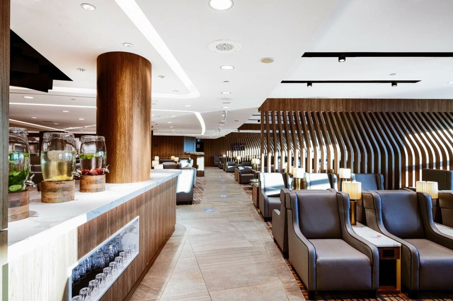 669fbd61ce2add70fc36b079 Plazapremium1500x999