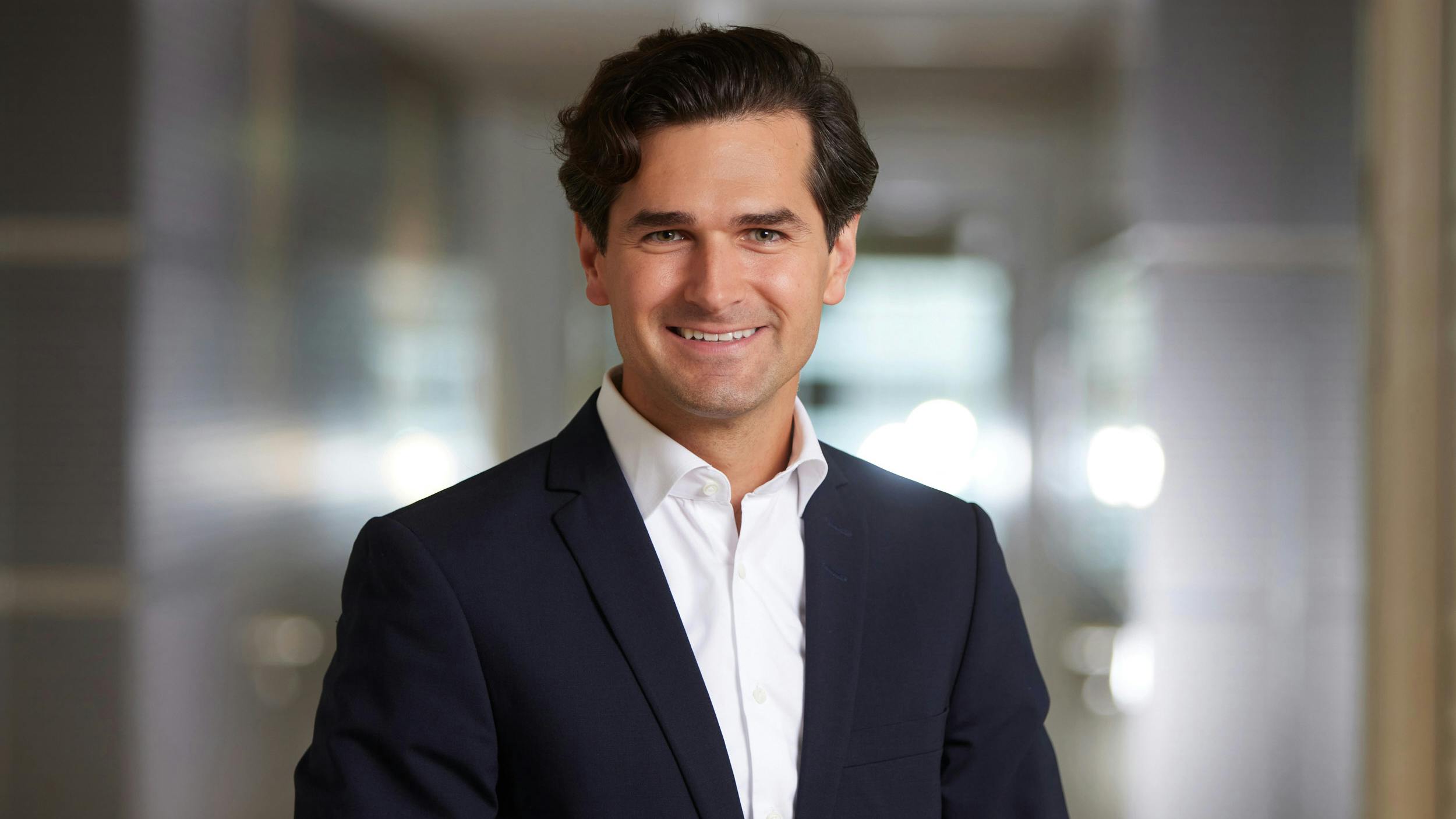 221018olivergraedtkevongoetz02