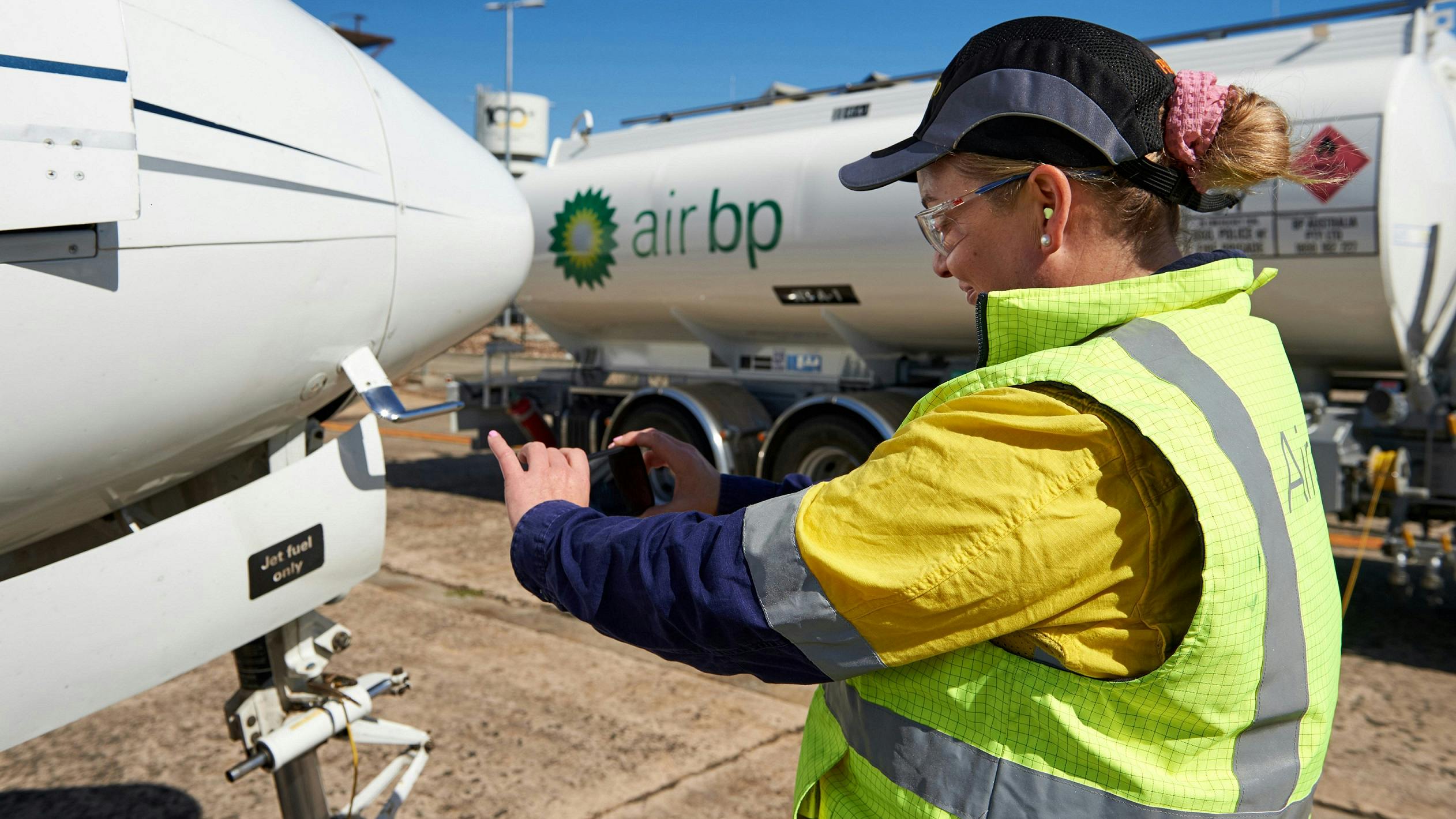 air_bp_safe2go_app_in_use