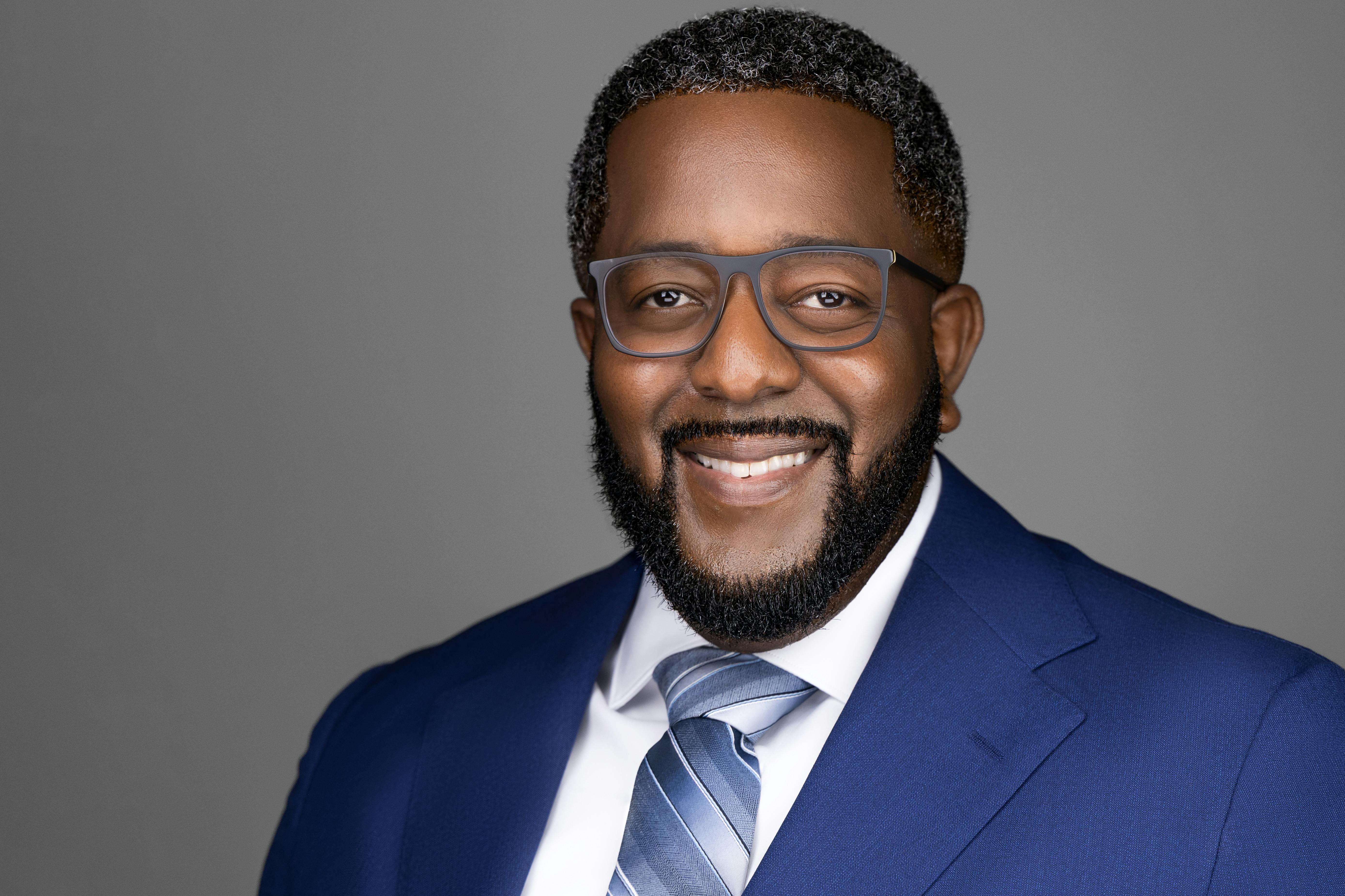 paul_fergusonheadshot_landscape