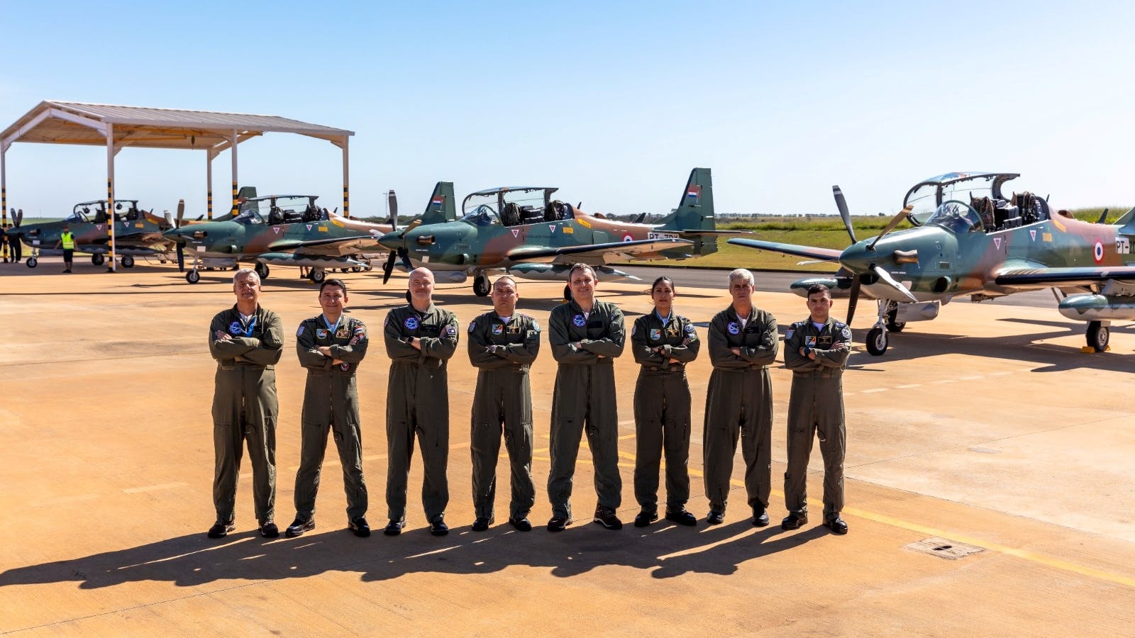 686e7f498208b1de3e0cb807 Embraer Delivers A29 To Paraguay 4