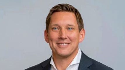 leigh_allan_headshot