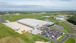 london_biggin_hill_bombardier_service_centre london_biggin_hill_bombardier_service_centre