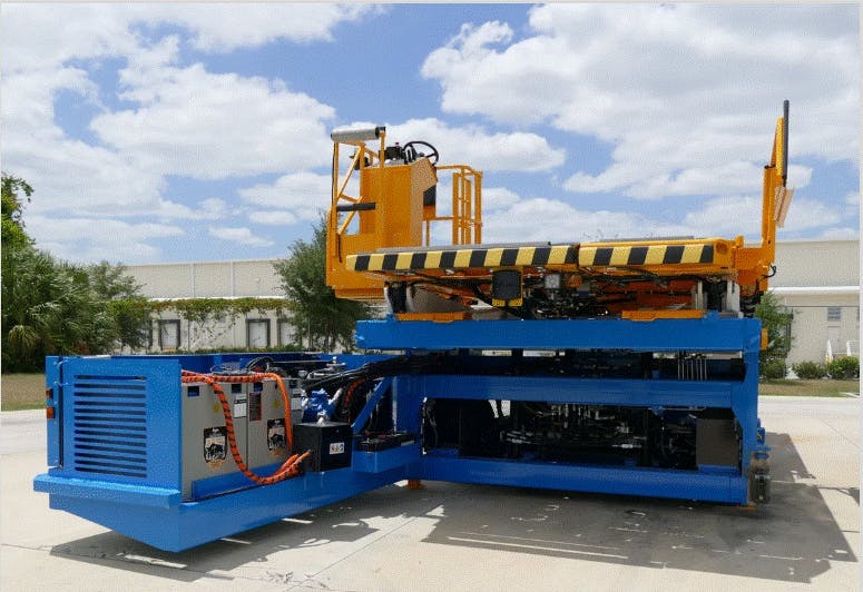 Commander&circledR; 15i Cargo Loader