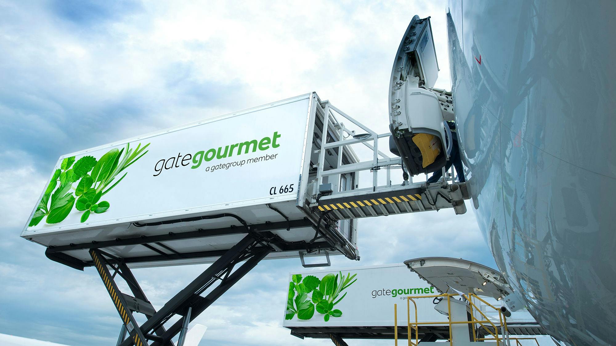 69cbdb3feeda95901b0172c2 Gategourmet Zurich Highloader1 2