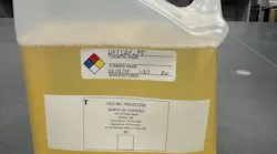 Jug of Unifuel's Flexiforming SAF. Jug of Unifuel's Flexiforming SAF.