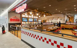 sea_lil_woodys_2025_08 sea_lil_woodys_2025_08