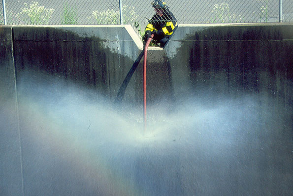 Cellar Nozzle In Operation jpg 10459751