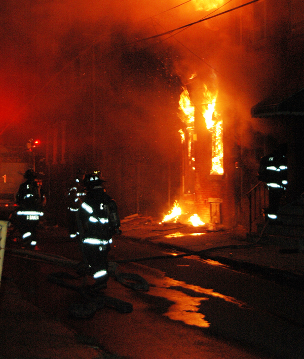 3 Alarm1 jpg 10561225