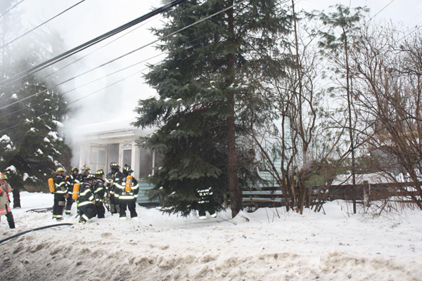 Greenport Sofa Fire7 jpg 10555372