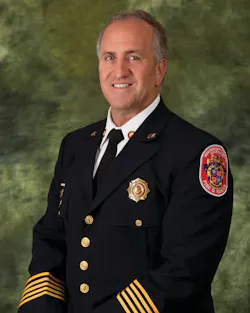 Chief 212 0904 Chiefbowers 013 10610995 Chief 212 0904 Chiefbowers 013 10610995