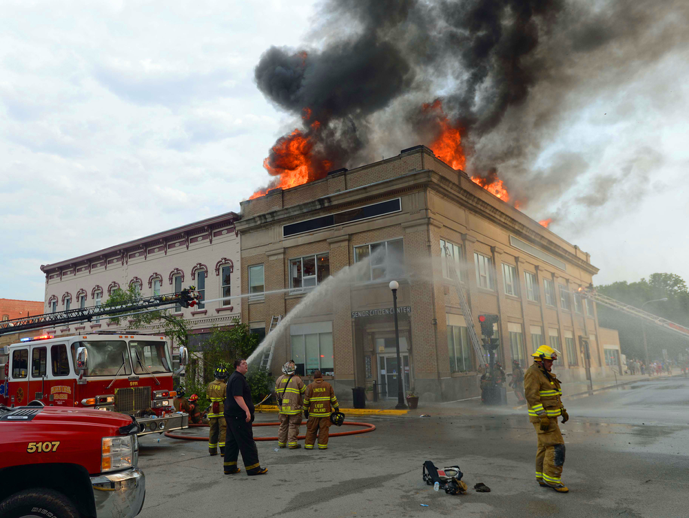 Lincoln Sr Center Fire Firehou 10977362