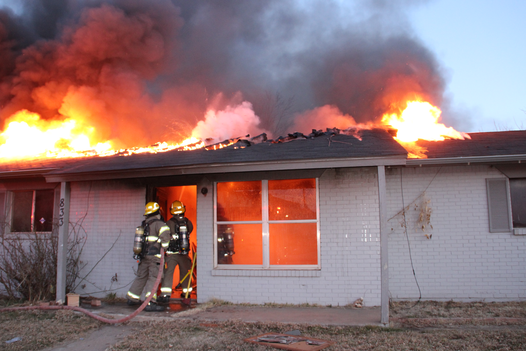 Moore House Fire 3 11308676