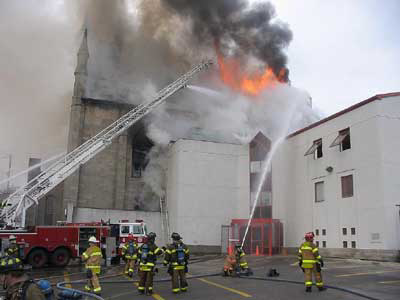 The scene on March 13, 2004 where two firefighters were called in Pittsburgh.