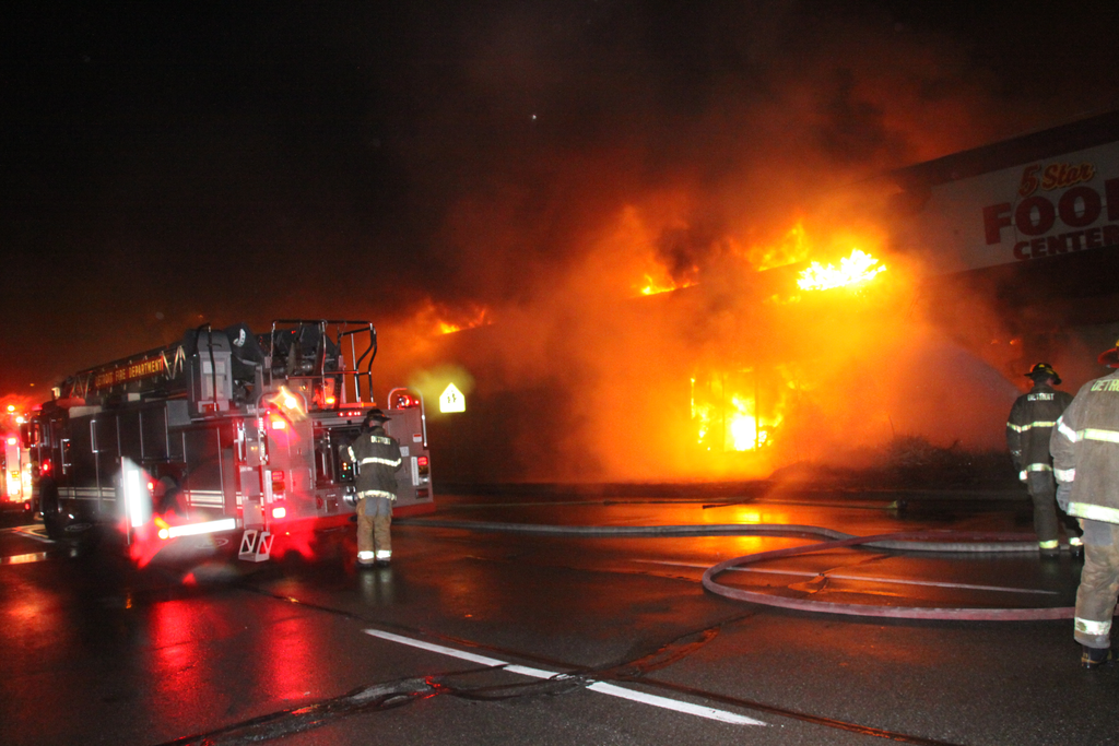 East Point Fire 6 11384316